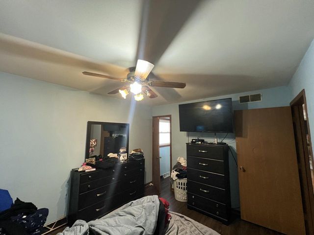 6908 W Greenbrook COURT, Milwaukee, WI 53223