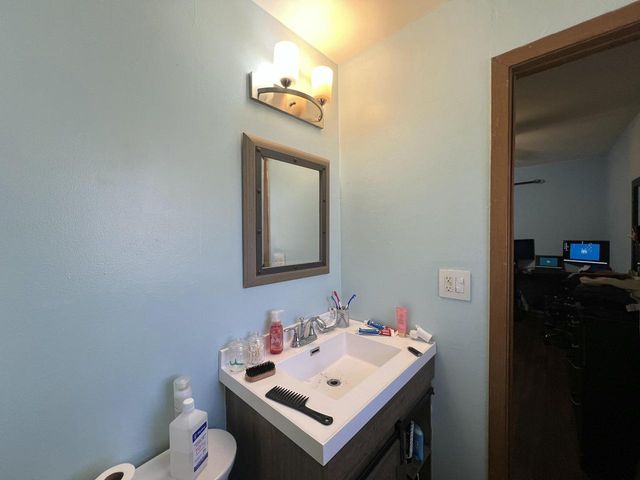 6908 W Greenbrook COURT, Milwaukee, WI 53223