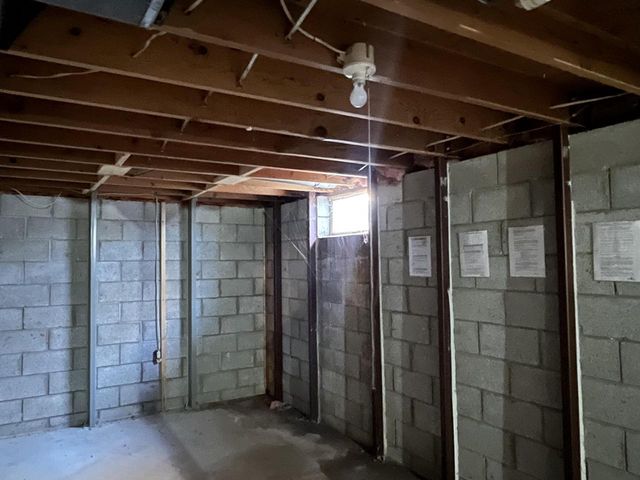 6908 W Greenbrook COURT, Milwaukee, WI 53223