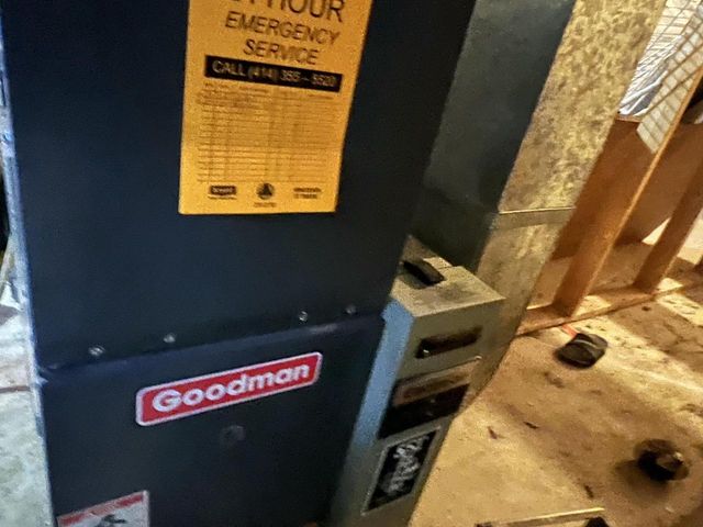 6908 W Greenbrook COURT, Milwaukee, WI 53223