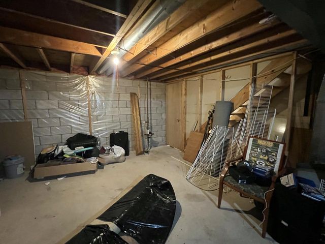 6908 W Greenbrook COURT, Milwaukee, WI 53223