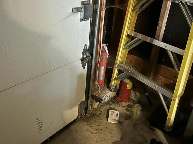 6908 W Greenbrook COURT, Milwaukee, WI 53223