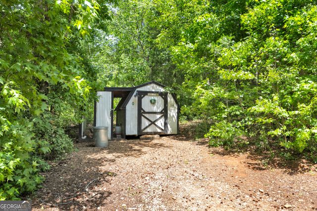 565 Hawks Trail, Newborn, GA 30056
