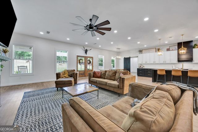 565 Hawks Trail, Newborn, GA 30056