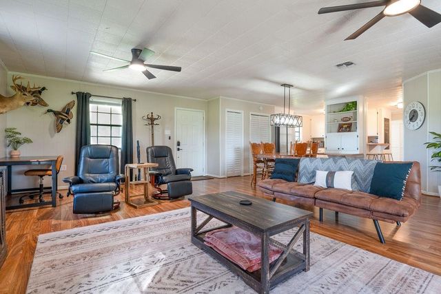 4308 Ferry Rd, Bourg, LA 70343