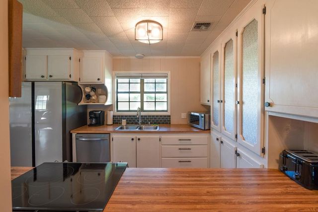 4308 Ferry Rd, Bourg, LA 70343