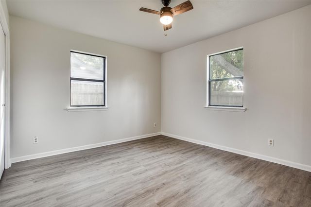 2212 Rifle Bend DR, Georgetown, TX 78626
