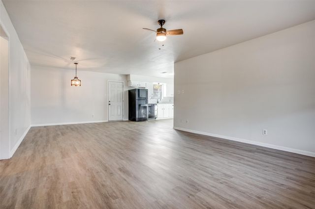 2212 Rifle Bend DR, Georgetown, TX 78626