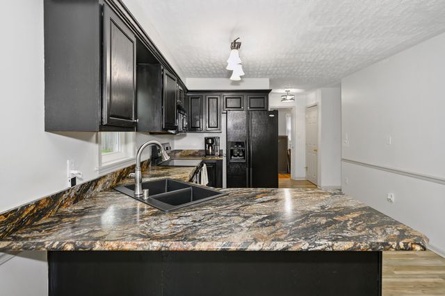 119 Applegrove Drive, Nicholasville, KY 40356