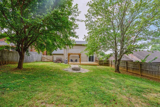 119 Applegrove Drive, Nicholasville, KY 40356