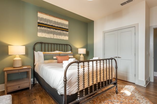 20A Fern Ave, Nashville, TN 37207
