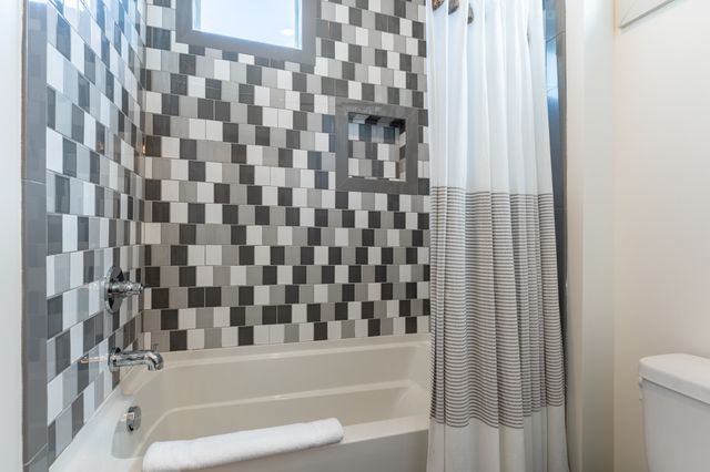 20A Fern Ave, Nashville, TN 37207