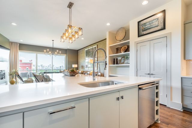 20A Fern Ave, Nashville, TN 37207