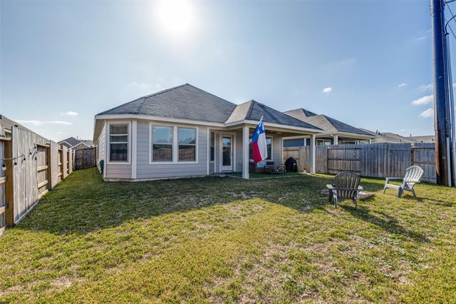 949 Gentle Moss Drive, Magnolia, TX 77354