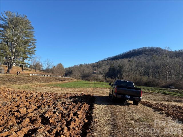 000 Old Fort Sugar Hill Road, Marion, NC 28752