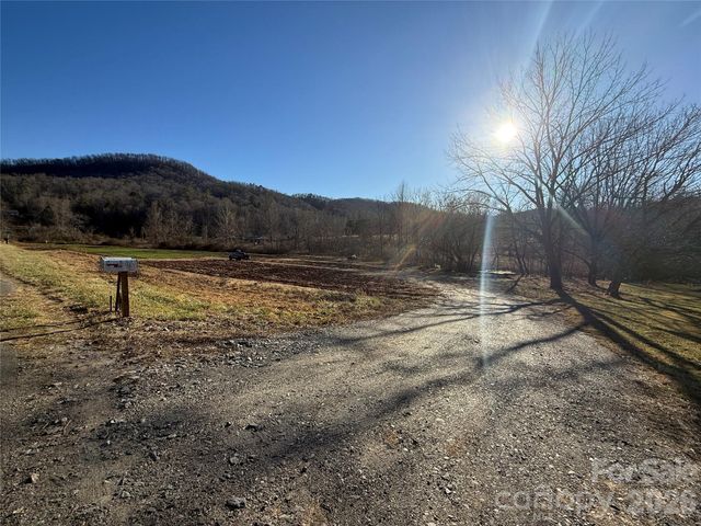 000 Old Fort Sugar Hill Road, Marion, NC 28752