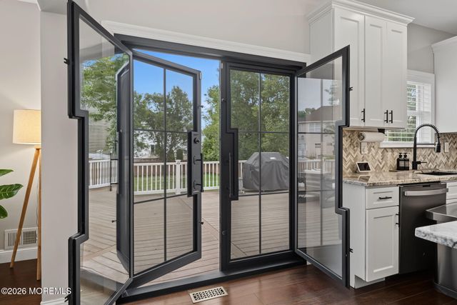 27 Goshawk Court, Morganville, NJ 07751