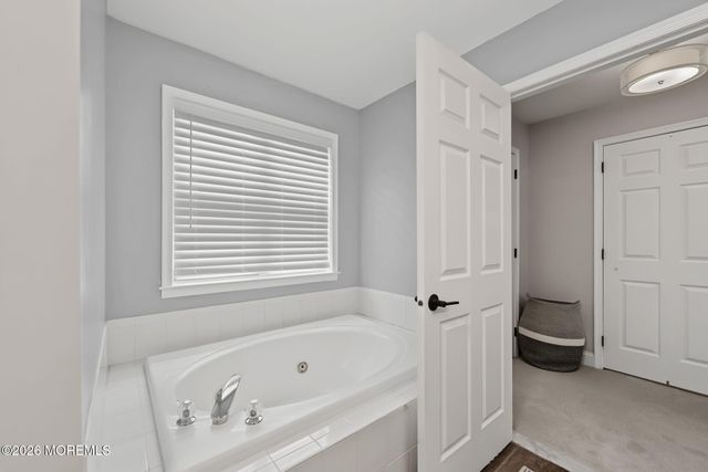 27 Goshawk Court, Morganville, NJ 07751