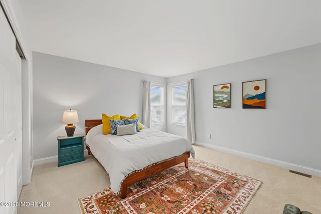 27 Goshawk Court, Morganville, NJ 07751