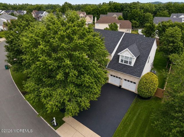 27 Goshawk Court, Morganville, NJ 07751