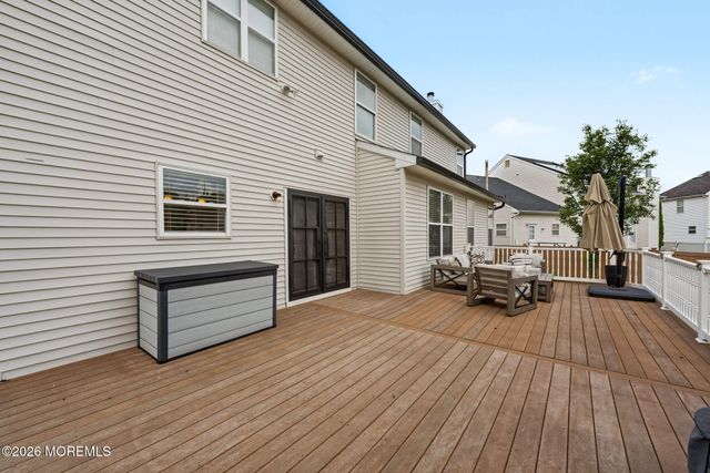 27 Goshawk Court, Morganville, NJ 07751
