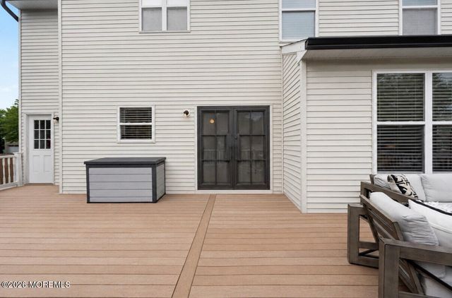 27 Goshawk Court, Morganville, NJ 07751