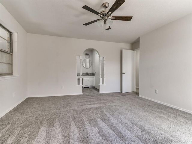 2921 Shadybrook Drive, Midwest City, OK 73110