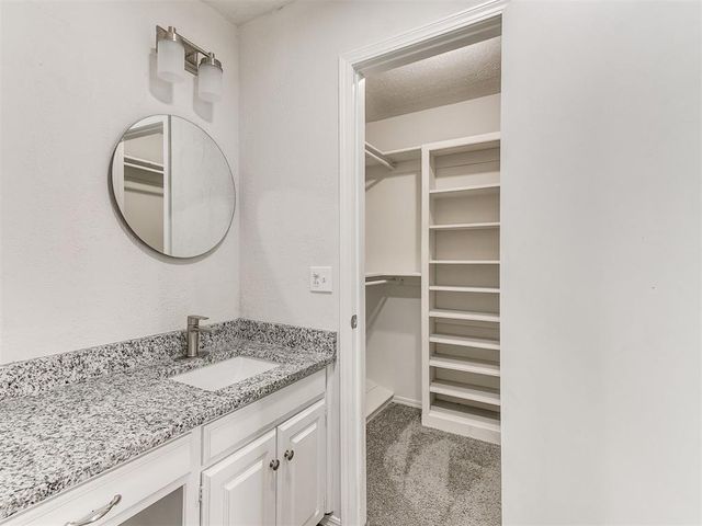 2921 Shadybrook Drive, Midwest City, OK 73110