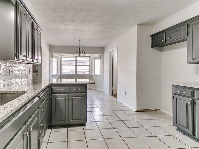 2921 Shadybrook Drive, Midwest City, OK 73110