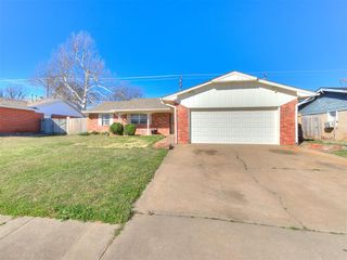 2921 Shadybrook Drive, Midwest City, OK 73110