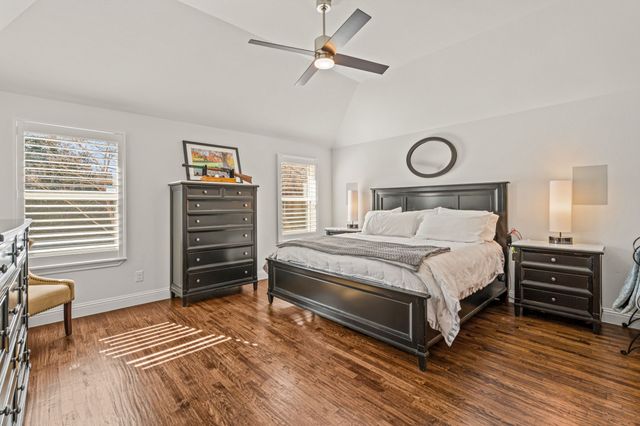 3649 Shelby Drive, Fort Worth, TX 76109