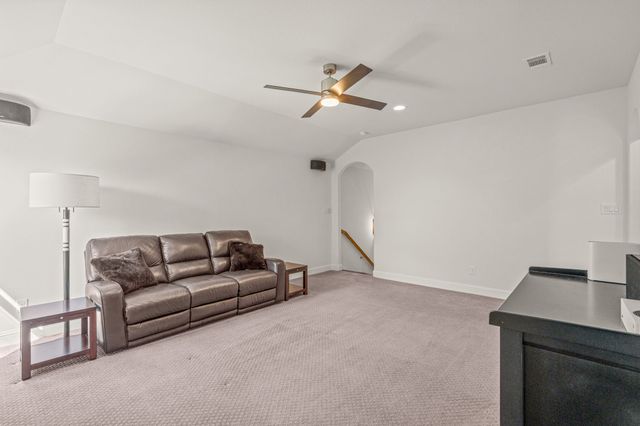 3649 Shelby Drive, Fort Worth, TX 76109