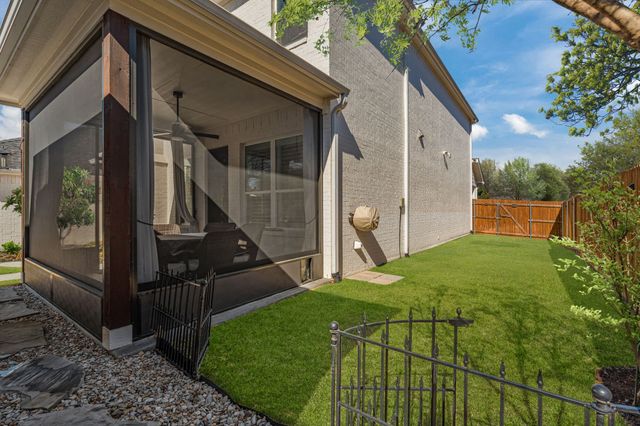 3649 Shelby Drive, Fort Worth, TX 76109