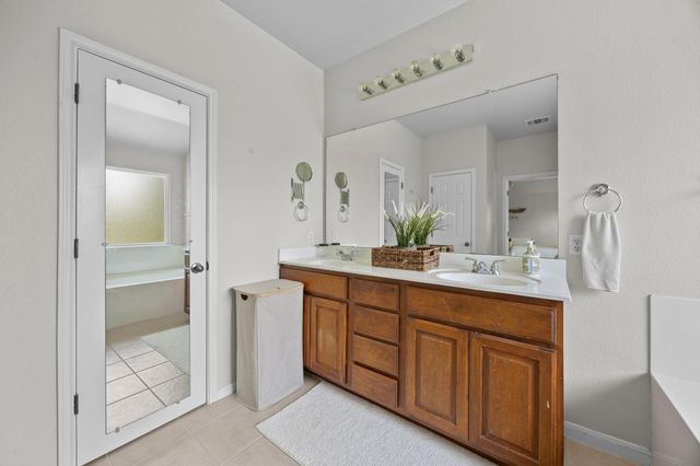 1116 Applerock, Leander, TX 78641
