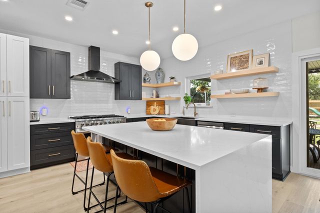 1116 Applerock, Leander, TX 78641