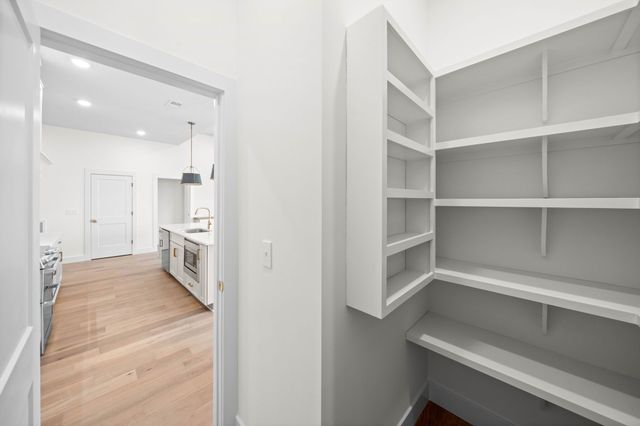 830 Willowicke Dr, Clarksville, TN 37043