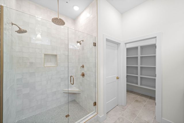 830 Willowicke Dr, Clarksville, TN 37043