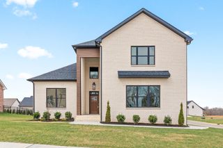 830 Willowicke Dr, Clarksville, TN 37043