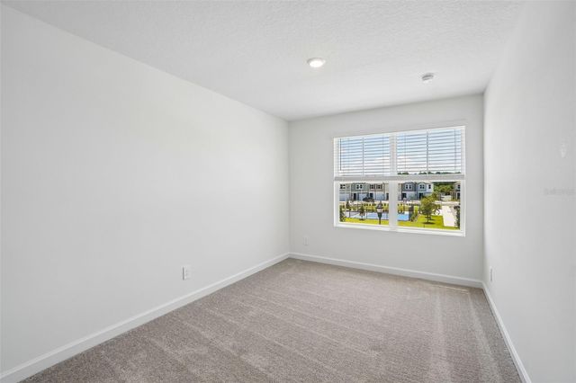 7556 DEER VALLEY CIRCLE, Tampa, FL 33635