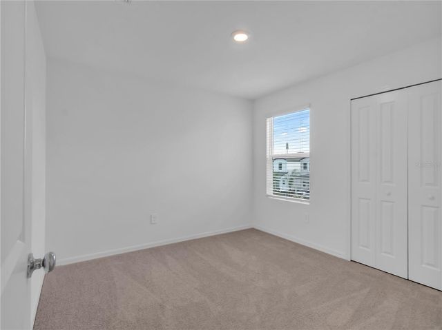 5742 PURPLE FINCH AVENUE, Wimauma, FL 33598