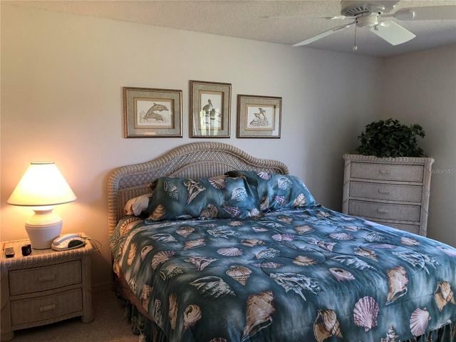 6211 TIMBER LAKE DRIVE B4, Sarasota, FL 34243