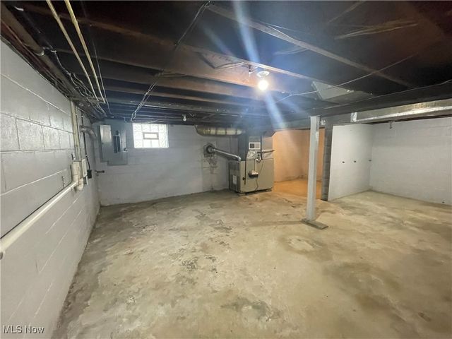 6161 Lily Lane SE, Amsterdam, OH 43903