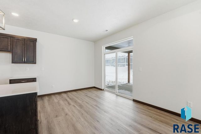 6700 W Belgrave Trl Trail, Sioux Falls, SD 57106