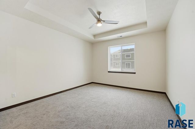 6700 W Belgrave Trl Trail, Sioux Falls, SD 57106