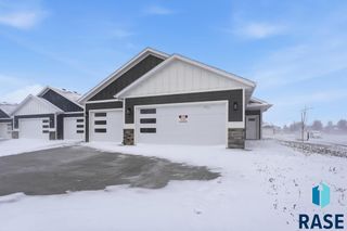 6700 W Belgrave Trl Trail, Sioux Falls, SD 57106
