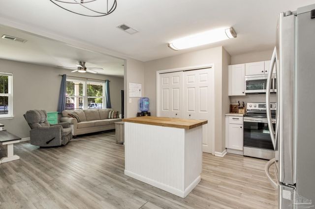 520 Selina St, Pensacola, FL 32503