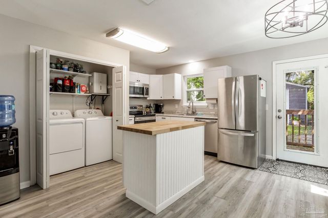 520 Selina St, Pensacola, FL 32503