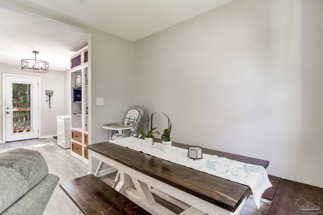 520 Selina St, Pensacola, FL 32503