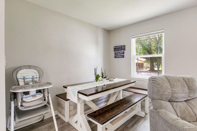 520 Selina St, Pensacola, FL 32503