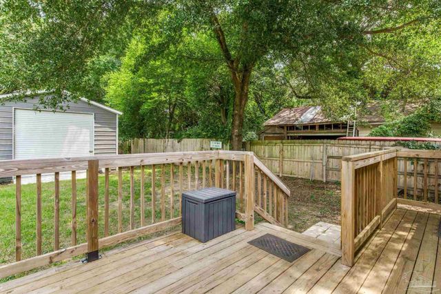 520 Selina St, Pensacola, FL 32503